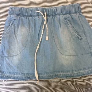 Elastic waist jean skirt